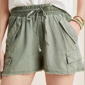 Thread & Supply Cargo Shorts Size S Olive Green 100% Tencel Fray Hem Garden Girl
